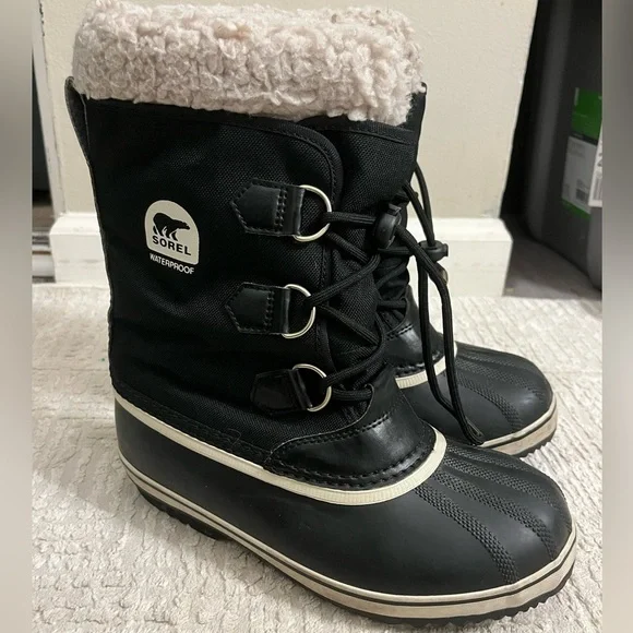 SOREL Women's Caribou Waterproof Insulated Winter Boots - Picture 2 of 7